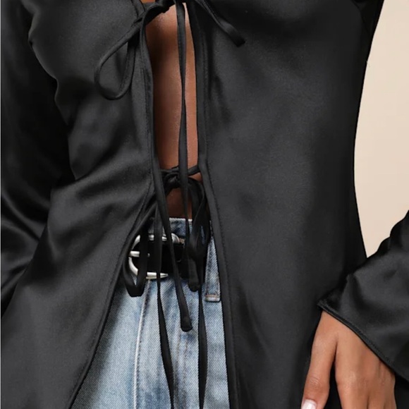 Lulus Tie Front Collared Top - Picture 6 of 6